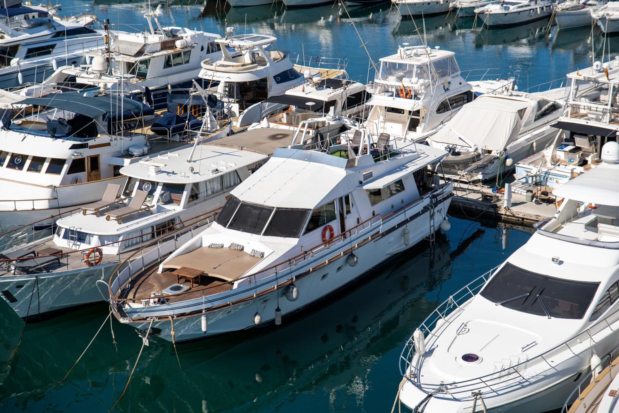 فندق Boat Aloha سان أدريان دي بيزوس المظهر الخارجي الصورة